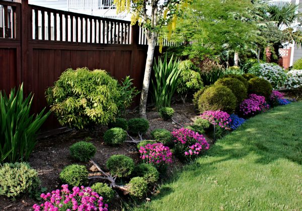 Flower Planting Service in Utica