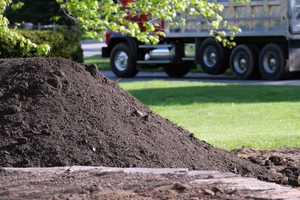 Yard Dirt Delivery in Utica